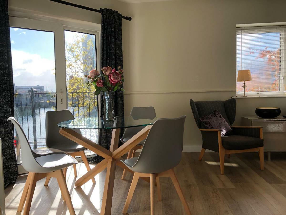 Lagan View - The Perfect Location In The City 贝尔法斯特 外观 照片