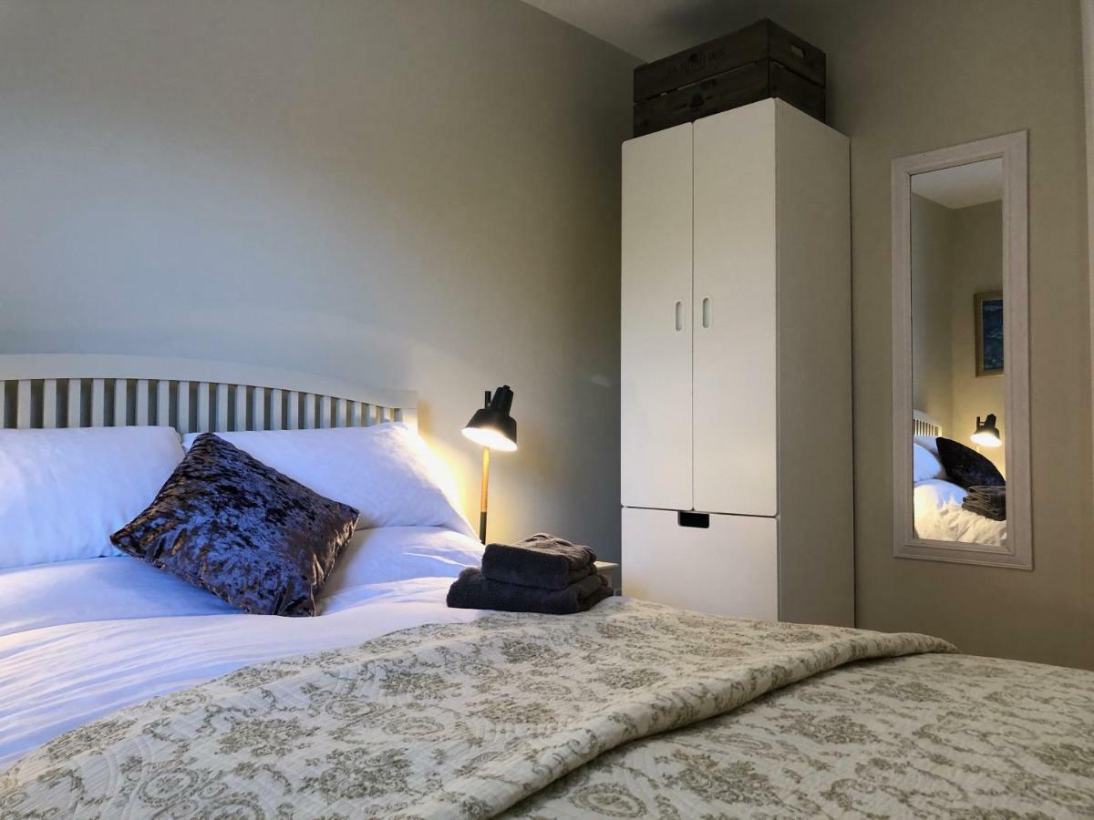 Lagan View - The Perfect Location In The City 贝尔法斯特 外观 照片